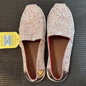 TOMS Youth Size 5 Speckled Pink and White Flats NWT